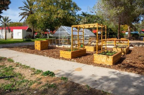 Kibbutz Ein Hahslosha 2